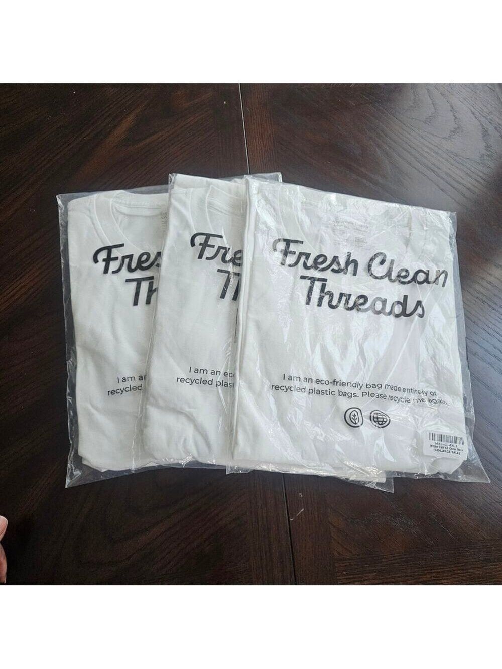Fresh Clean Threads White Crew Neck T-shirt Bundle Size 4XL